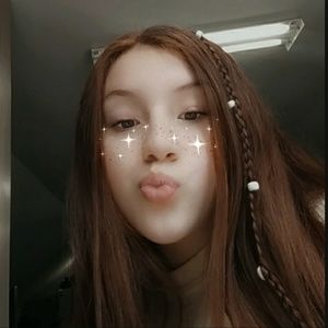 Meet your Posher, Alivia